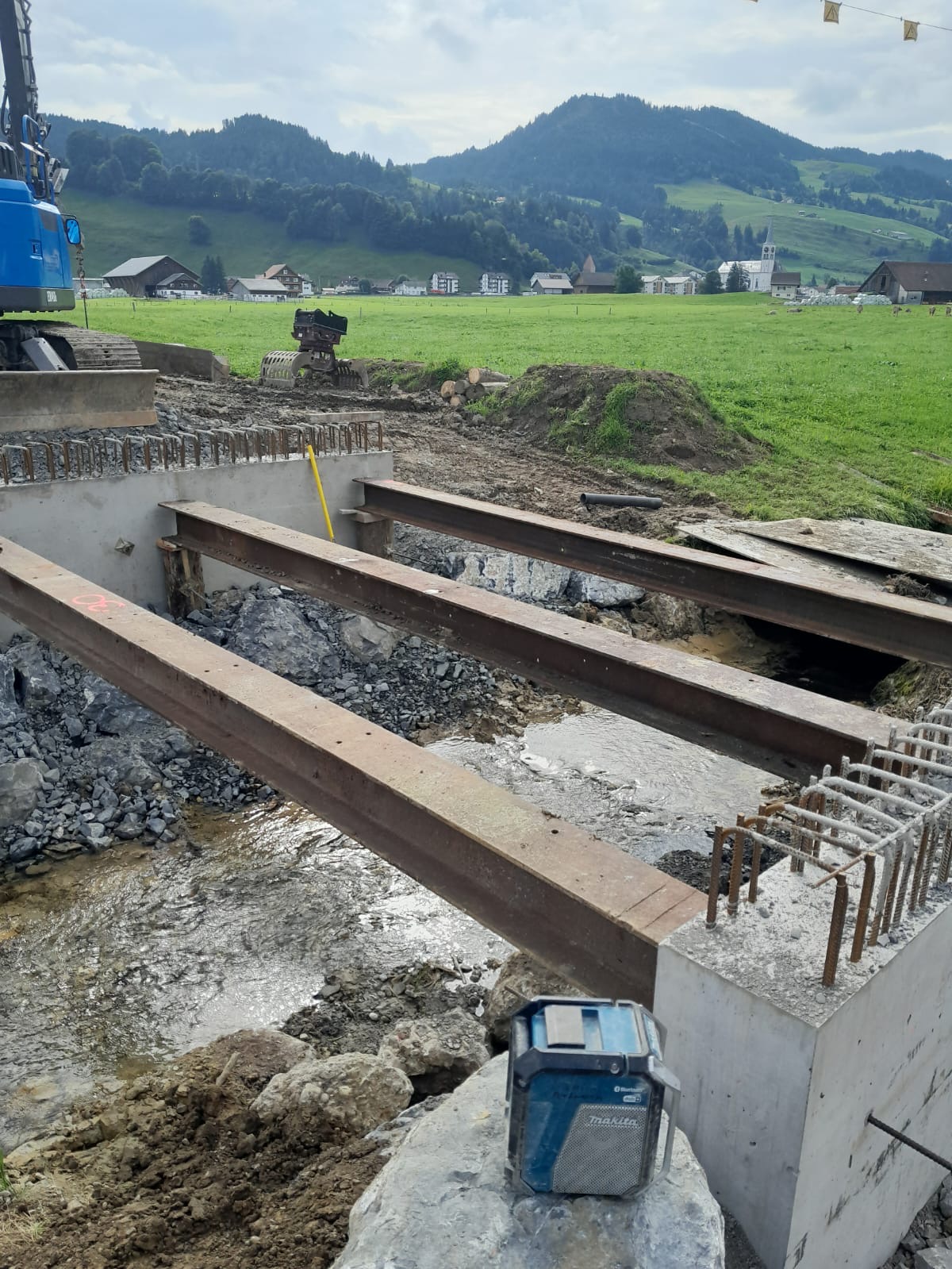 1f4850d8-c735-434e-b104-4bceb5b6154a