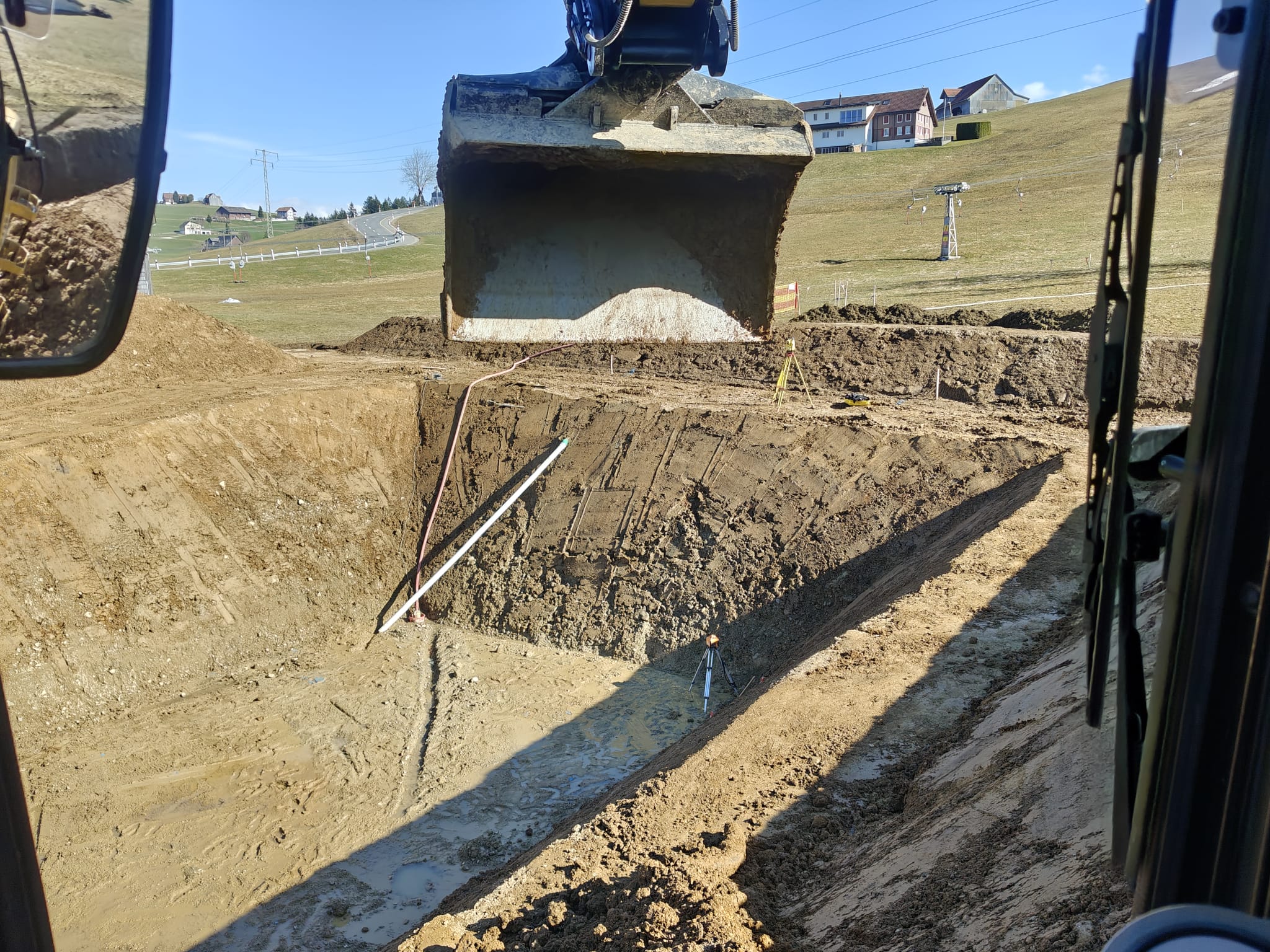 56919604-b266-490c-b406-80605f7e7019