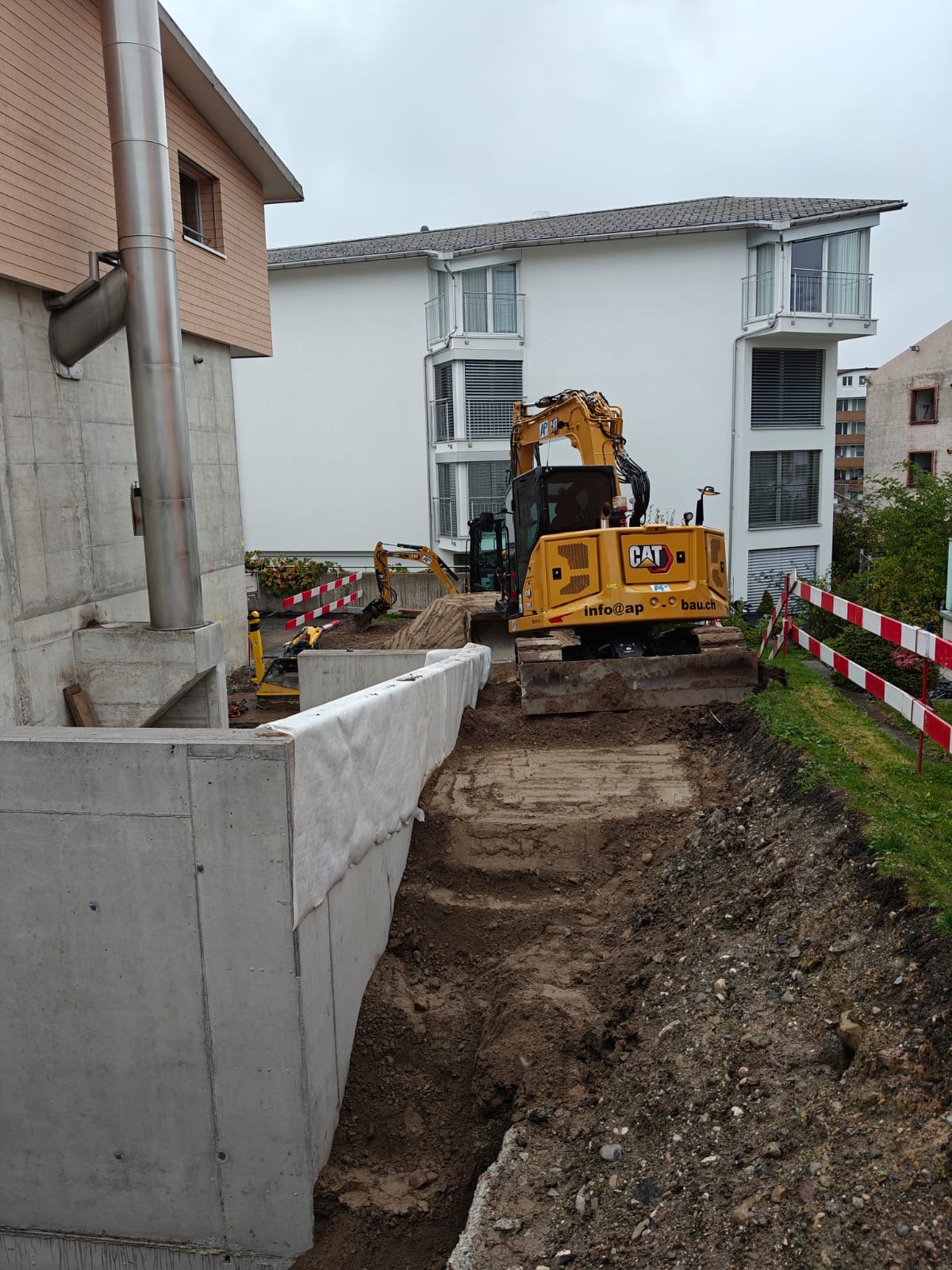 8a9275cc-17fe-46df-b1c6-d6b74bf8295b