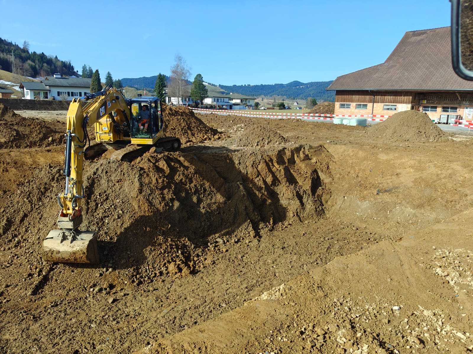 be7fd65b-1e8f-4d42-9afb-0818e5eb002a